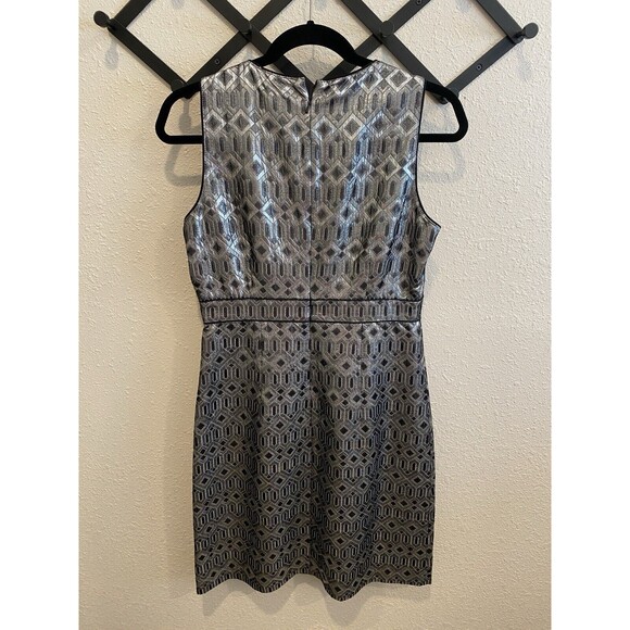 Tory Burch Ryanne Metallic Silver Dress NEW Size 6 - Picture 9 of 10